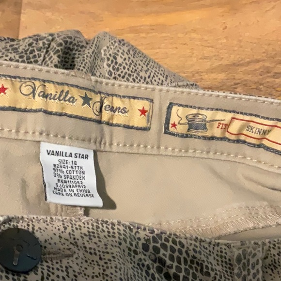 Snakey tight leg jeans - Picture 8 of 8